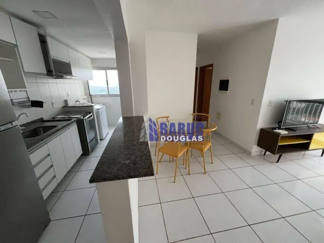 Aluga-se lindo apto no Edf. Jardim Olívia todo mobiliado e completo de armários, sol da ma