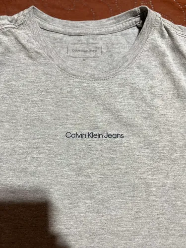 T shirt Calvin Klein, original tamanho M