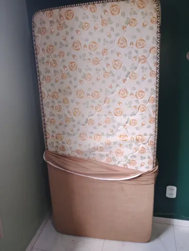 Colchão de solteiro entrego 
