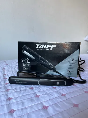 Prancha Taiff Style Pro Titanium 230°C, novinha