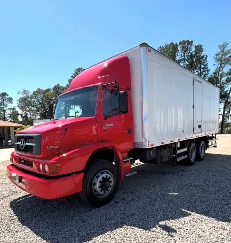 mb L1620 2011 6x2 bau 9,5 mts