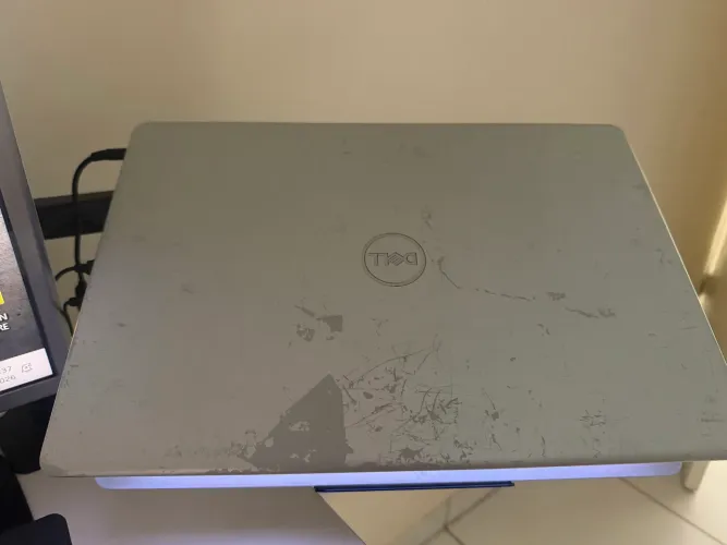 Notebook Dell 11 geração i5 8gb 235gb prata