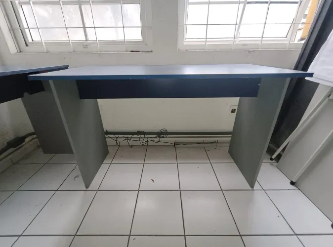 Escrivaninha/ Bancada