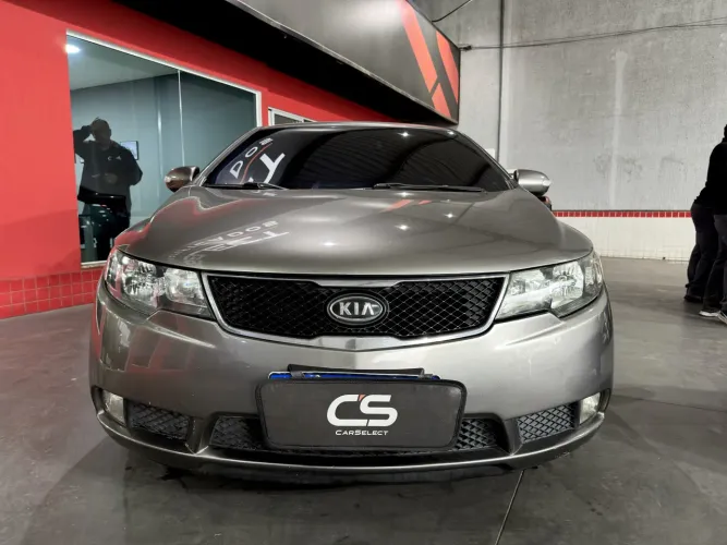 Kia Motors Cerato 1.6 16V Mec. 2011