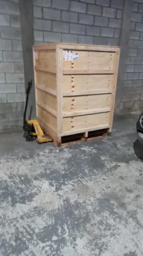 Caixa de Madeira Tratada para Transporte Marítimo ou Aéreo - 115x115x145 cm - Nova