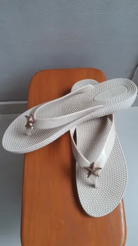 Chinelo Cor Branco/Gelo n 39