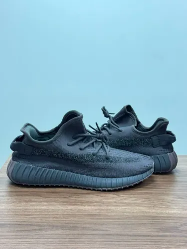 adidas yeezy 350 v2 cinder reflective 42