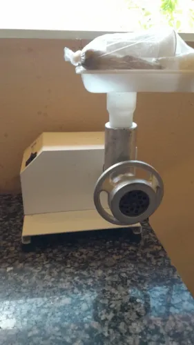 Máquina de moer carne fazer macarrão