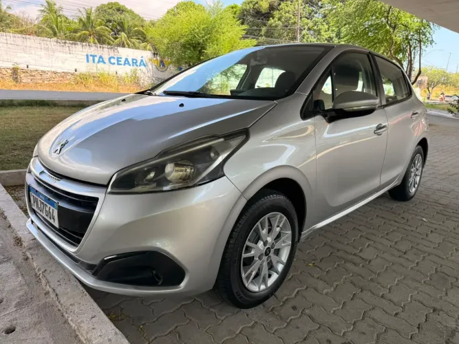 Peugeot 208 Active 1.2 Flex 12V 5P Mec. 2018