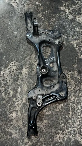 Quadro de suspensão Audi A3 1.4 sedan ano 2015 dúvidas * ou *