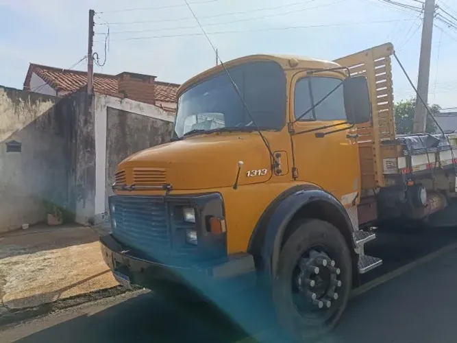 Caminhão Mercedes Benz 1313 Cara Preta 1978 Toco Carga Seca