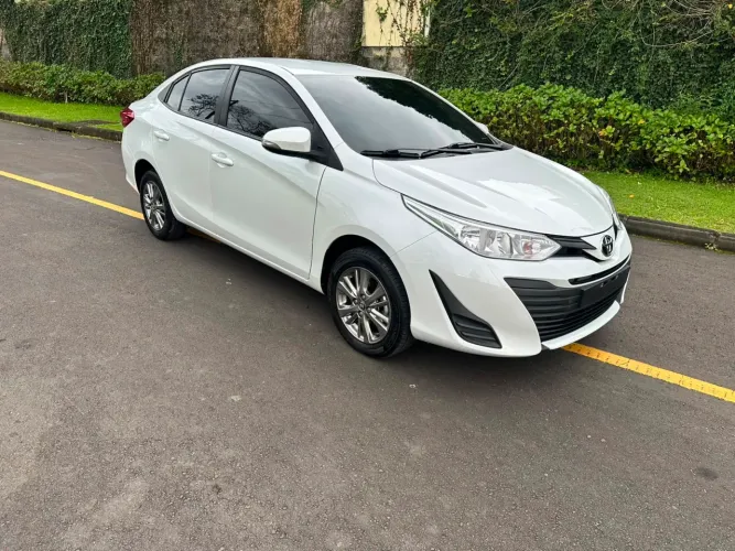 Toyota Yaris XL Plus Con. Sed. 1.5 Flex 16V AUT 2022