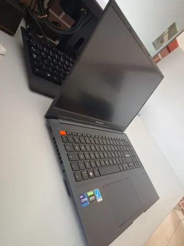 Asus vivobook 15 pro