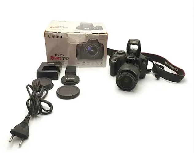 Câmera Canon EOS T6 com lente 18-55mm e acessórios + cartão SD 128GB