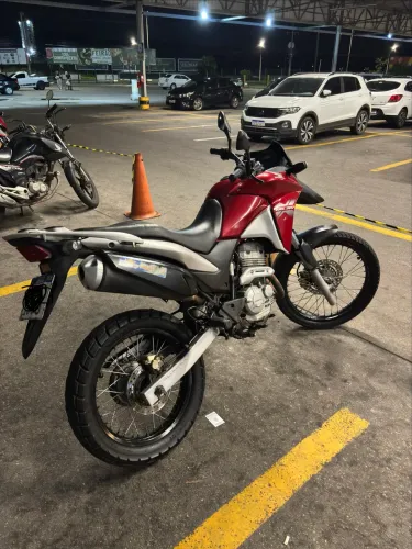 Veículo bem conservado, usado apenas para o dia dia.