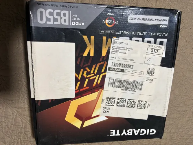 Kit Ryzen 7 5700X3D + Gigabyte B550M - AM4 - 8/16