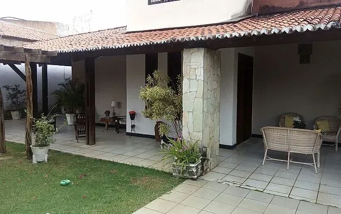 Casa à Venda - Candelária - Natal/RN