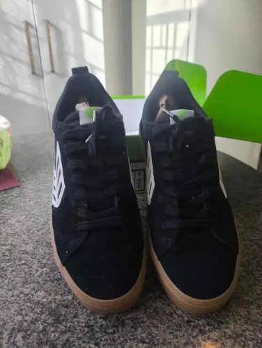 Tênis Masculino Cariuma Catiba Pro Low Ivory - Gum Black N 40 NOVO