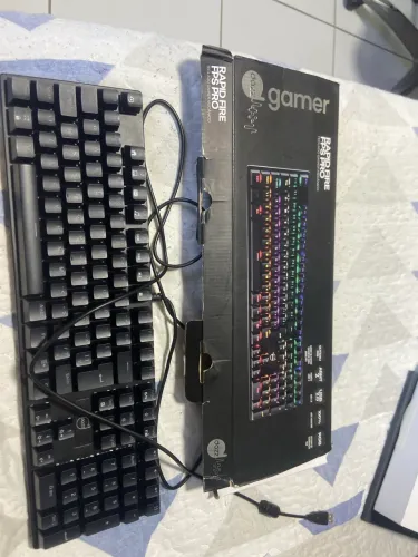 teclado mecânico gamer rapid fire pro