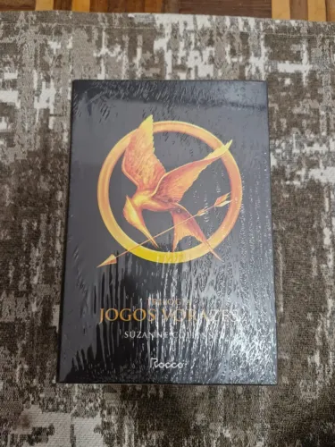 box jogos vorazes com poster lacrado