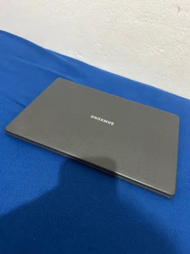 Notebook Samsung Flash F30