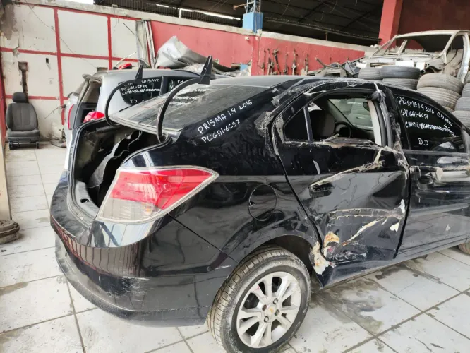 VENDO PEÇAS PRISMA 1.4 2016 - COM NOTA FISCAL 