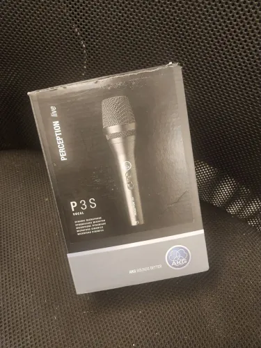 Microfone AKG P3S