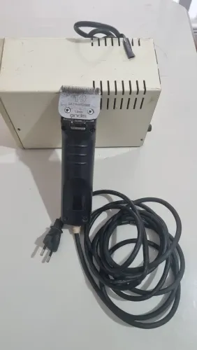 Maquina para tosa andis agc2 com lâmina 