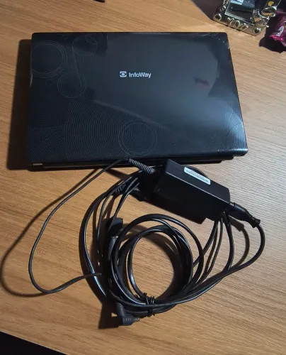 Netbook 13' polegadas