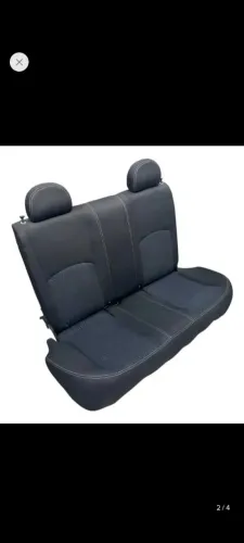 Banco traseiro Nissan versa completo-perfeito estado $369,00