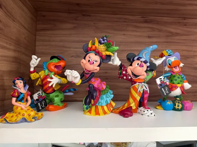Coleção Disney Romero Britto