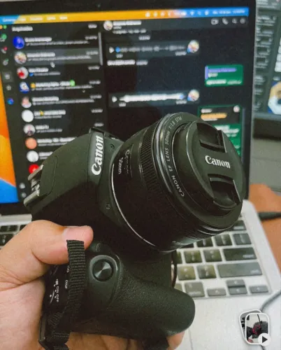 Camera canon SL2