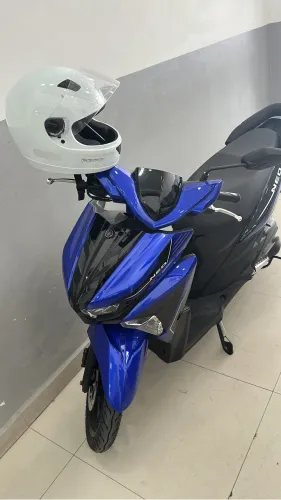 Moto Yamaha Neo 125 UBS 2025 Nova
