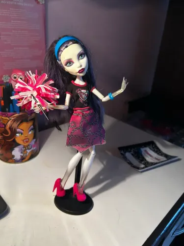 Monster High Spectra Vondergeist Ghoul Spirit G1