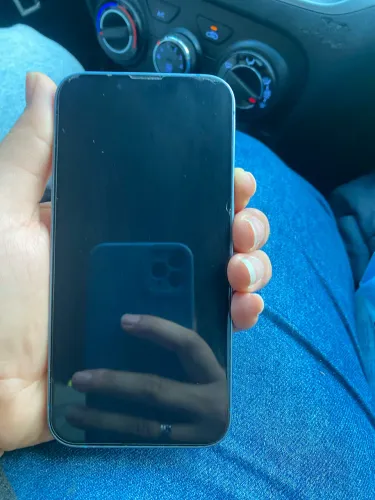 Vende-se iPhone 14