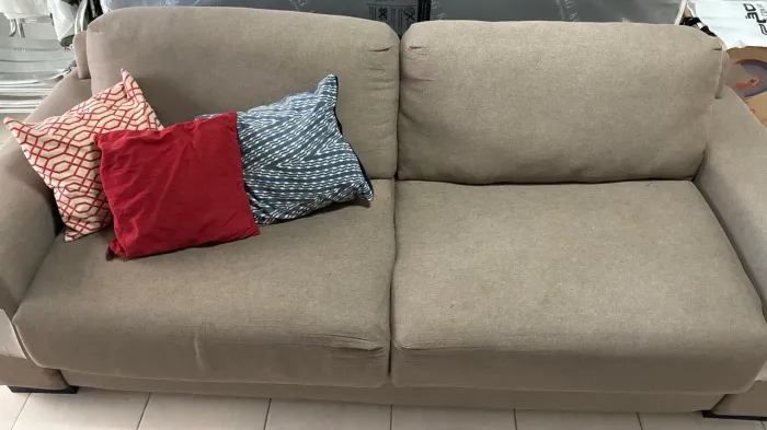 Sofá 3 lugares super confortável