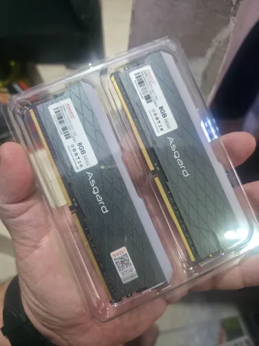 Memórias asgard  DDR4 3200Hz 2x8GB