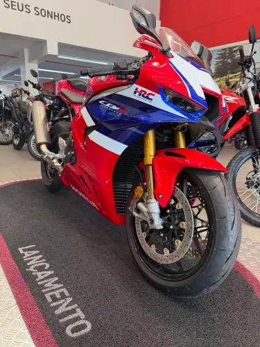 CBR 1.000 RR-R FIREBLADE SP PRONTA ENTREGA