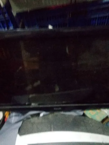 TV Fhilips 43" LCD Tela Quebrada