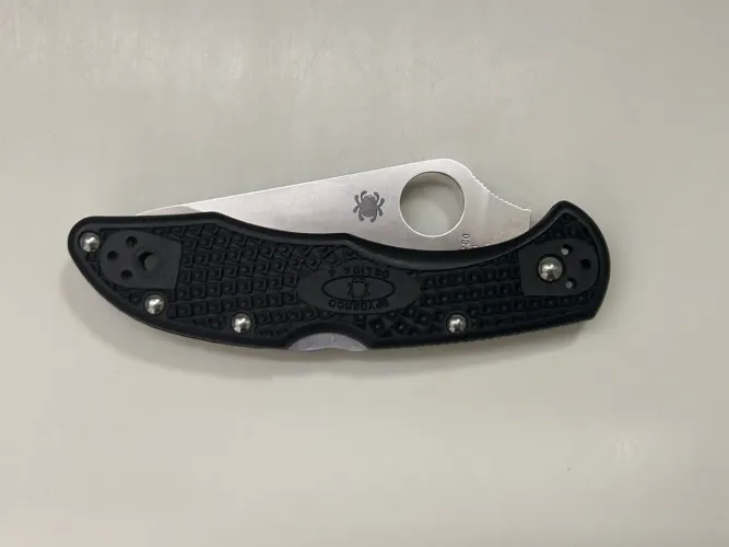 Canivete Spyderco Delica 4 original