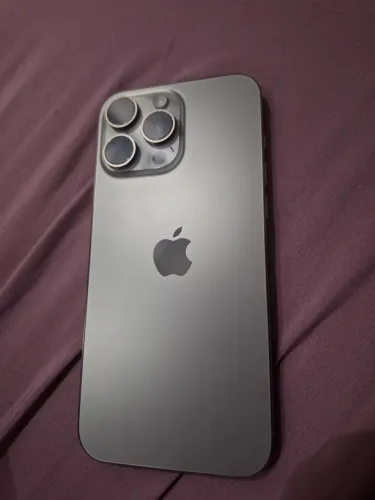 IPHONE 16 Pro Max muito Novo