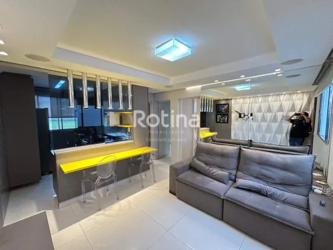 Apartamento à venda no Bairro Laranjeiras, em Uberlândia 2 quartos e vaga