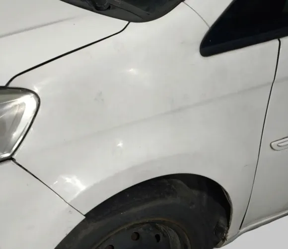 Paralama Fiat Idea Dianteiro Esquerdo 2011 12 13 14 15 16 Original Liso Perfeito Estado
