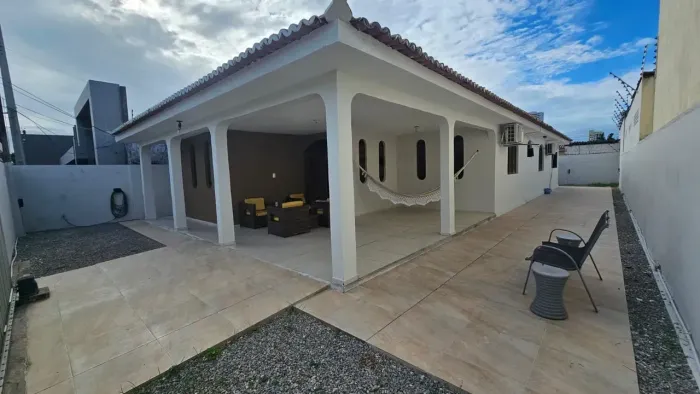 Linda Casa 3/4 Suíte com Closet e escritório + 02 Dependência em Lagoa Nova