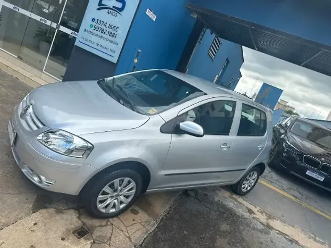 Volkswagen Fox Plus 1.0mi/ 1.0mi Total Flex 8V 4P 2005