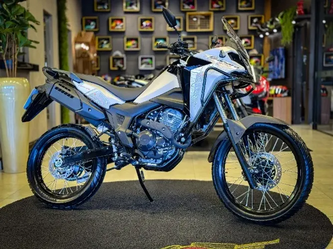 HONDA SAHARA 300 ADVENTURE 2026