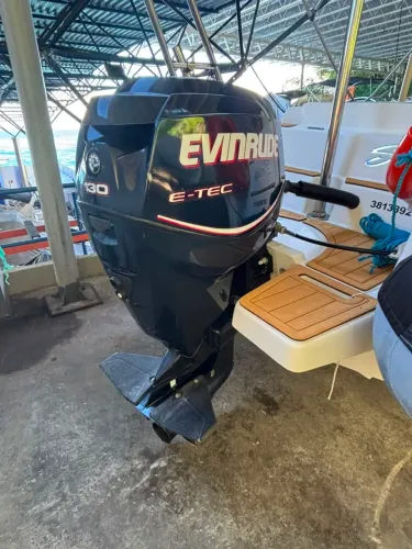 Motor Evinrude 130HP E-TEC Seminovo - Motor de Popa
