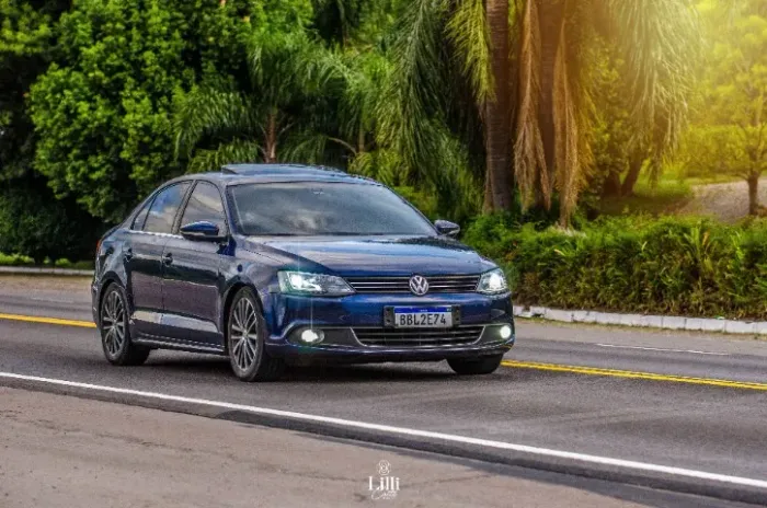 Volkswagen Jetta Highline 2.0 TSI 16V 4P Tiptronic 2013
