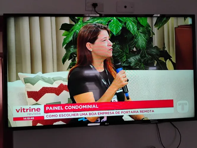 Vendo Smartv LG 32 polegadas em perfeito estado parcelo com juros da maquininha 