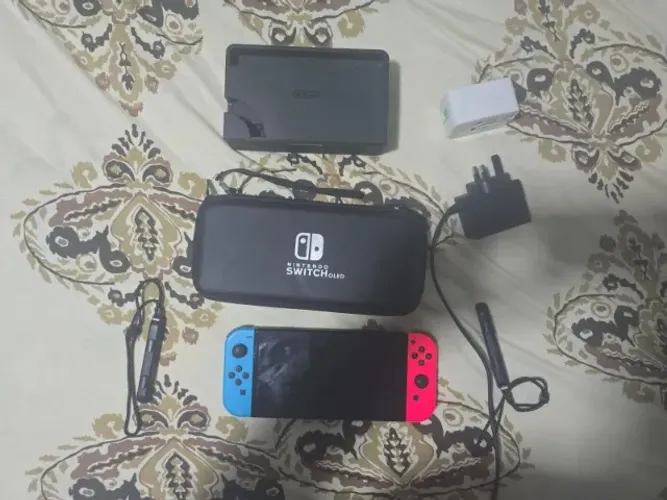 Nintendo Switch OLED (Desbloqueado)